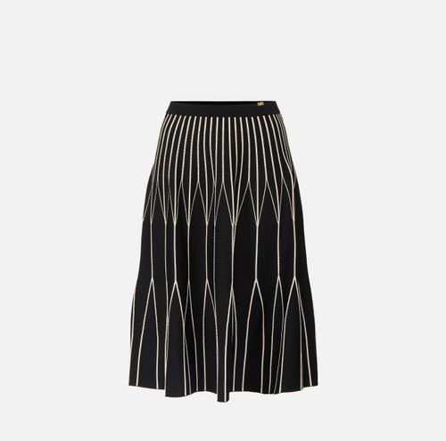 Two-colour knit skirt