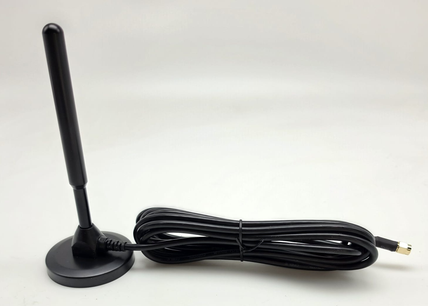 אנטנה 4G מנחושת, הגברה 6DB