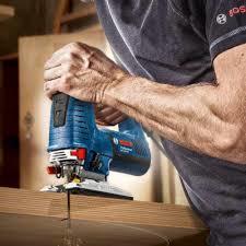 מסור אנכי אלקטרוני 800W דגם GST 160 BCE מבית BOSCH בוש
