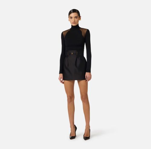 Mini skirt in duchesse with elastic bands
