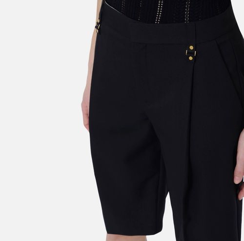 Cool wool Bermuda shorts