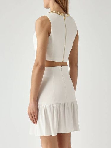 Linen-blend top with jewel chain