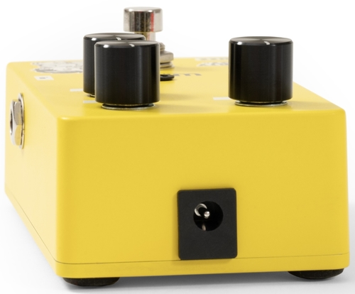 זוית נוספת warm audio jr.fuzz fuzz pedal