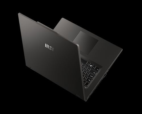MSI VenturePro 17 AI A1VEG / U7 155H / 16GB / 1TB / RTX 4050