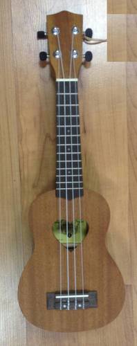 יוקללה סופרן UK-520HT ALOHA HEART SHAPE