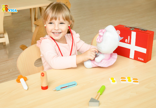 מזוודת הרופא הצעיר 10 חלקים מעץ 4