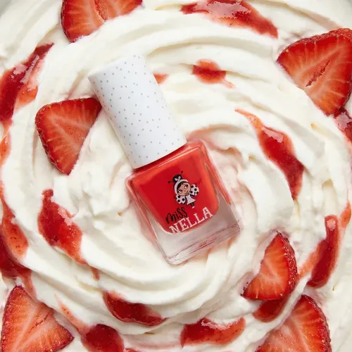 דואו שפתון + לק Luvvy Wuvvy & Strawberry'n'Cream