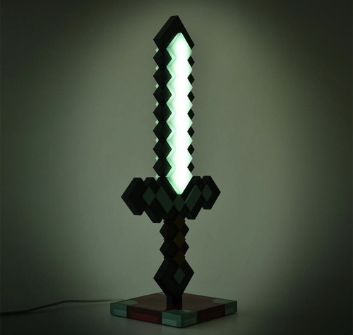 Minecraft Diamond Sword Lamp Blade - מנורת חרב יהלום 