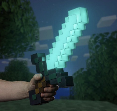 Minecraft Diamond Sword Lamp Blade - מנורת חרב יהלום 
