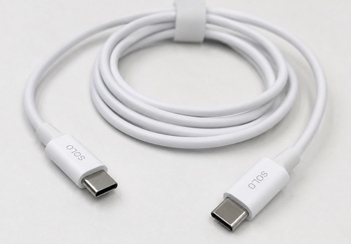 כבל USB-C ל-USB-C 2 מטר 3A / Solo USB-C to USB-C Data Cable 2M 