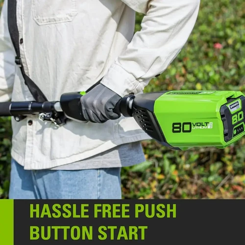 וזם גדר חיה טלסקופי נטען Greenworks G80PHT 80V עם מנגנון הפעלה בלחיצת כפתור, סוללת ליתיום 80V ואחיזה נוחה לעבודה ממושכת