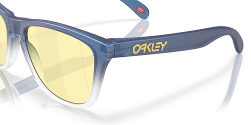משקפי Frogskins לשימוש עם אוזניות