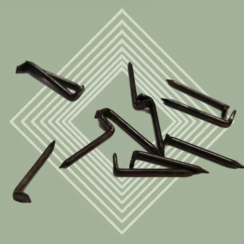 סט 12 קוצים (Spikes) לבנג'ו מבית Deering