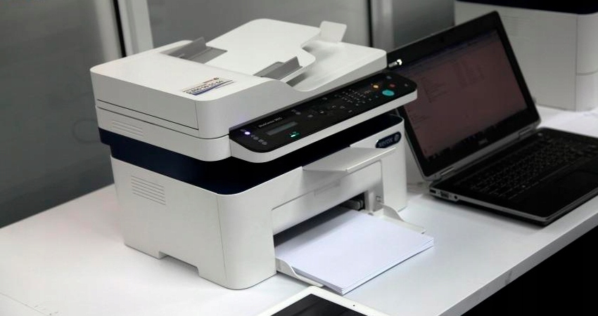 מדפסת משולבת שחור-לבן WorkCentre 3025 מבית Xerox