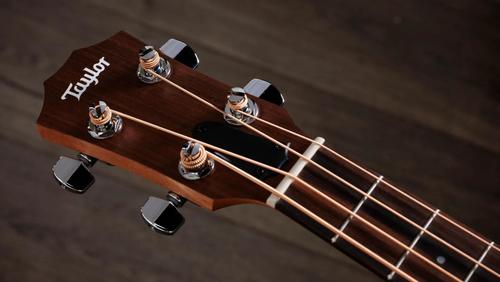 גיטרה בס אקוסטי מוגברת  Taylor GS Mini-e Bass