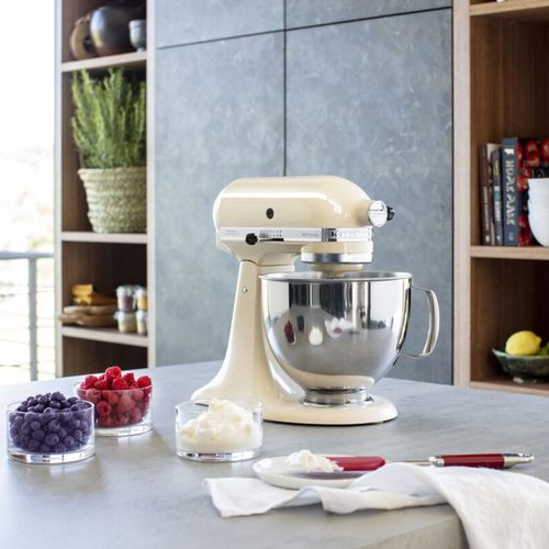 מיקסר מקצועי 4.8 ליטר KitchenAid 5KSM125IAC קרם שמנת