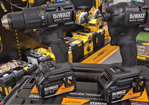 סט אימפקט בראשלס 18V + זוג סוללות 5A + מטען מהיר+מארז, DeWALT- MCLaren FORMULA 1 TEAM 