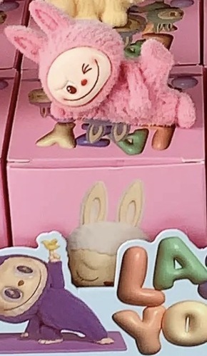 דמות אספנות LABUBU קופסת הפתעה ארנב ורוד | LABUBU Bunny Blind Box Collectible 