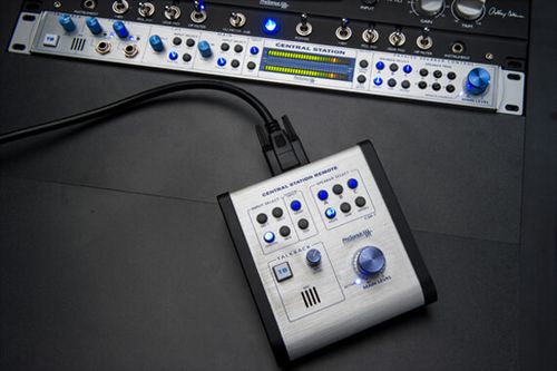 זוית נוספת PreSonus CentralStation Plus