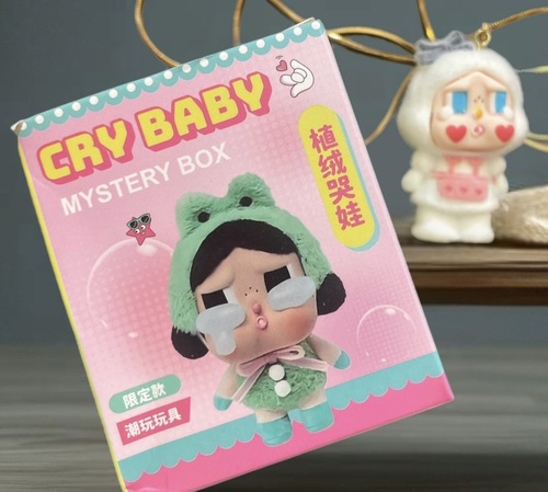 דמות אספנות Cry Baby Mystery Box | Cry Baby Mystery Box Collectible Figure