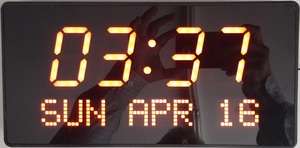 שעון לד חשמלי סמ AL3216 