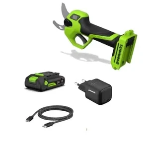 מזמרה נטענת 24V עם סוללה 2AH ומטען Greenworks LP1202A1 - חיתוך ענפים עד 32 מ"מ בדיוק מרבי