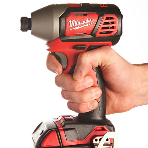 סט 18V אימפקט FUEL+פטישון סוללות MILWAUKEE 4AH