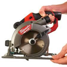 מסור עגול נטען 12V דגם M12CCS44 גוף בלבד MILWAUKEE