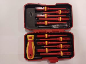 סט מברגים 13 יח' מבודדים + טסטר 1000V  דגם : 052594 Signet