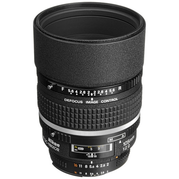 Nikon AF DC-Nikkor 105mm f/2D