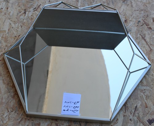 מראה יהלום ברזל ומדף 