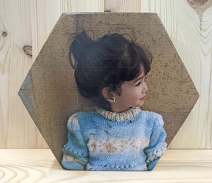 תמונה על בלוק עץ בצורת משושה 29 ס"מ