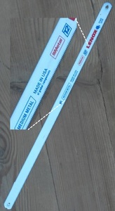 מסורית ברזל למסור ידני