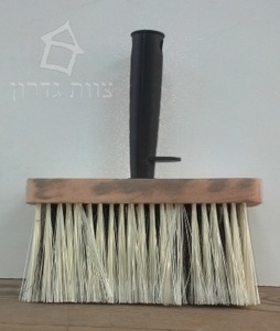 מברשת למריחת דבק טפט