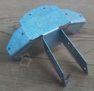 גזיבו משושה מעץ - תומך לקורת גג