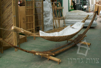 ערסלי שכיבה קלועים מבמבוק 