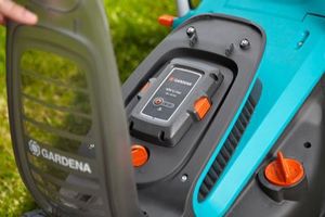 מכסחת דשא נטענת עוצמתית 40V Gardena