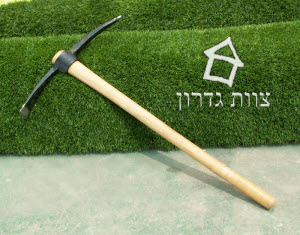 מכוש - לחפירה באדמה