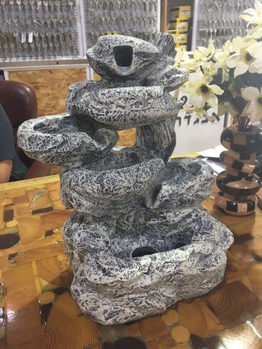 מזרקת ביתית קטנה דמוית אבן 36-555