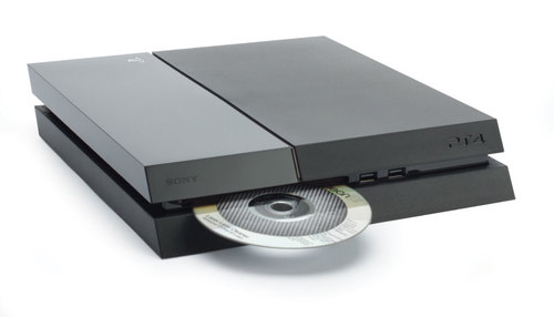 תיקון ל PlayStation 4 שמוציא דיסקים לבד 