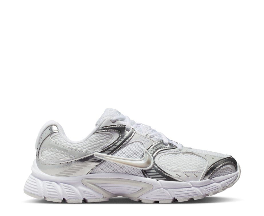 נעלי נייק Nike V5 RNR | נשים