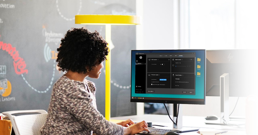 מך HP Series 5 Pro 527pu 27" IPS 2K PIVOT+VESA DP/HDMI/USBX4/USB-C/3YOS-NBD