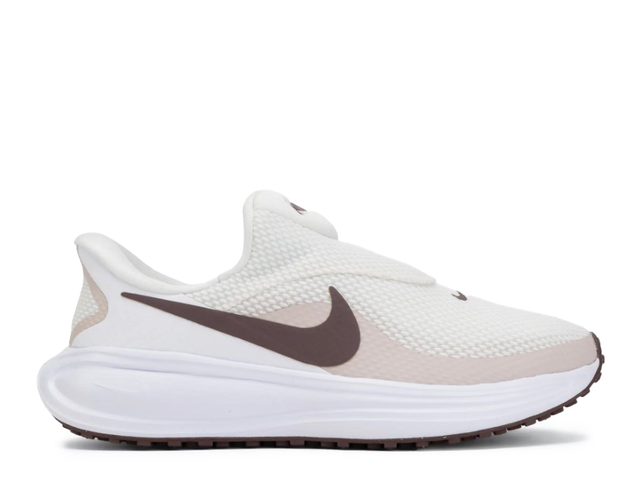 נעלי נייק Nike Revolution 8 EasyOn | נשים