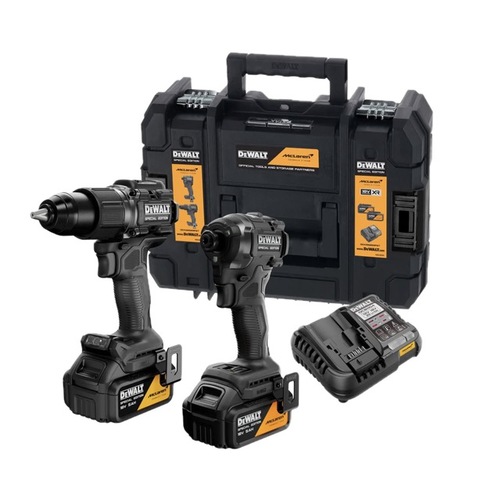 סט נטען 18V דיוולט DEWALT דגם DCK2222MP2T -- מהדורה מיוחדת מסדרת McLAREN F1 Team (כולל צמד סוללות 5.0Ah ומזוודה)