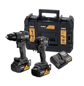 סט נטען 18V דיוולט DEWALT דגם DCK2222MP2T -- מהדורה מיוחדת מסדרת McLAREN F1 Team (כולל צמד סוללות 5.0Ah ומזוודה)