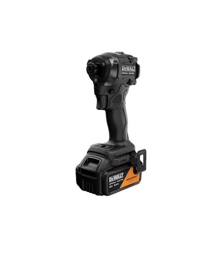 סט נטען 18V דיוולט DEWALT דגם DCK2222MP2T -- מהדורה מיוחדת מסדרת McLAREN F1 Team (כולל צמד סוללות 5.0Ah ומזוודה)