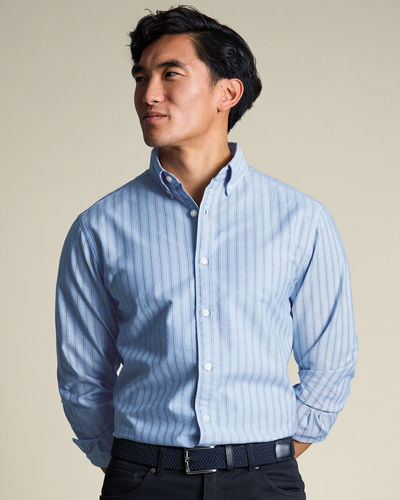 חולצה כחולה גזרת סלים פיט -Blue double stripe button-down stretch washed Oxford slim fit