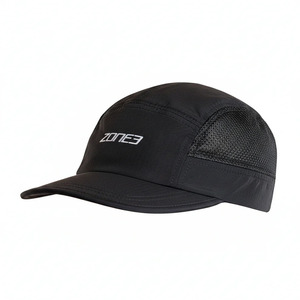 כובע ריצה 5 פאנלים ZONE3 LIGHTWEIGHT 5 PANEL RUNNING CAP שחור קליל ומאוורר ביותר