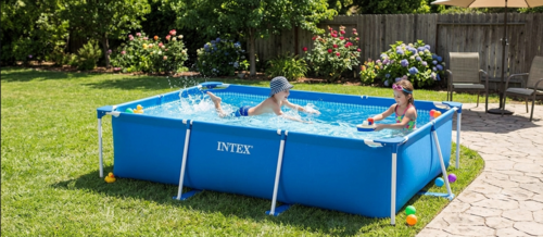בריכה מלבנית INTEX עם שלד מתכת מגולוון בגודל 260 על 160 ס״מ