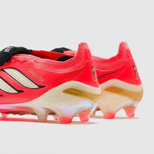 נעלי כדורגל מקצועיות  adidas Predator Elite Tongue FG מונדיאל 2026